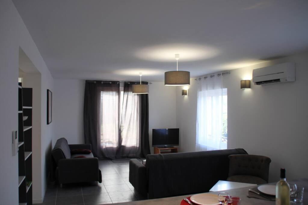 Appart Dans Maison 2 Km De La Plage Villeneuve-Loubet Kültér fotó