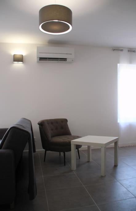 Appart Dans Maison 2 Km De La Plage Villeneuve-Loubet Kültér fotó